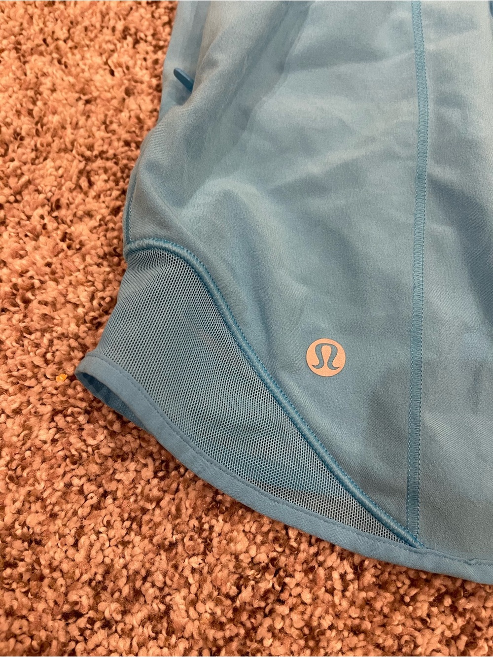 Lululemon Kayak Blue Light Hotty Hot High-Rise Lined Short 2.5” Size 12 - Picture 4 of 8